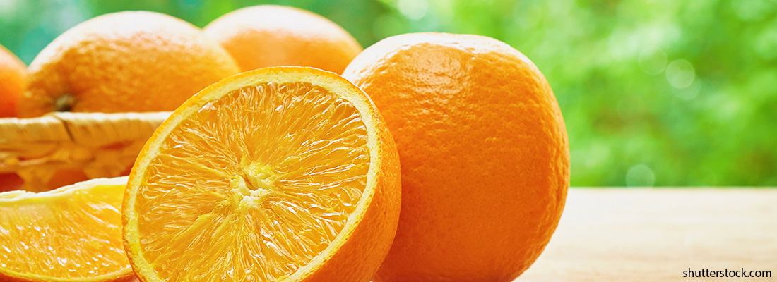 oranges-on-table